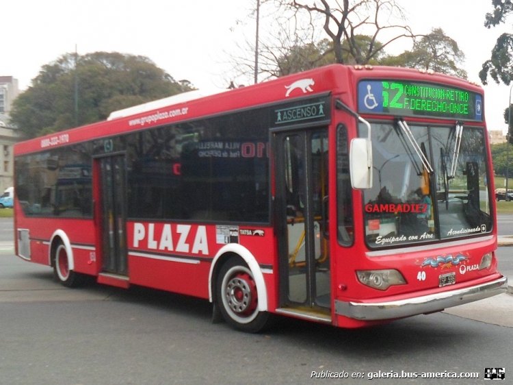 T.A.T.S.A. - Puma D 12 - Plaza
ISP 596
Línea 62 - Interno 40

Foto: "Truku" Gambadiez
Colección: Charly Souto
Palabras clave: Plaza - Interno 40