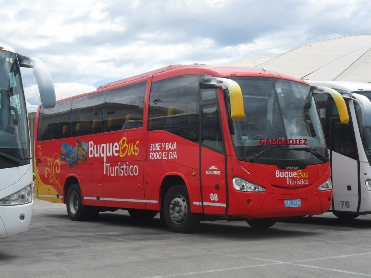 Agrale MT 12 - IRIZAR Century (en Uruguay) - BUQUEBUS - 08
STU 1234
Foto: "Truku" Gambadiez
Colección: Charly Souto 
Palabras clave: BUQUEBUS - 08