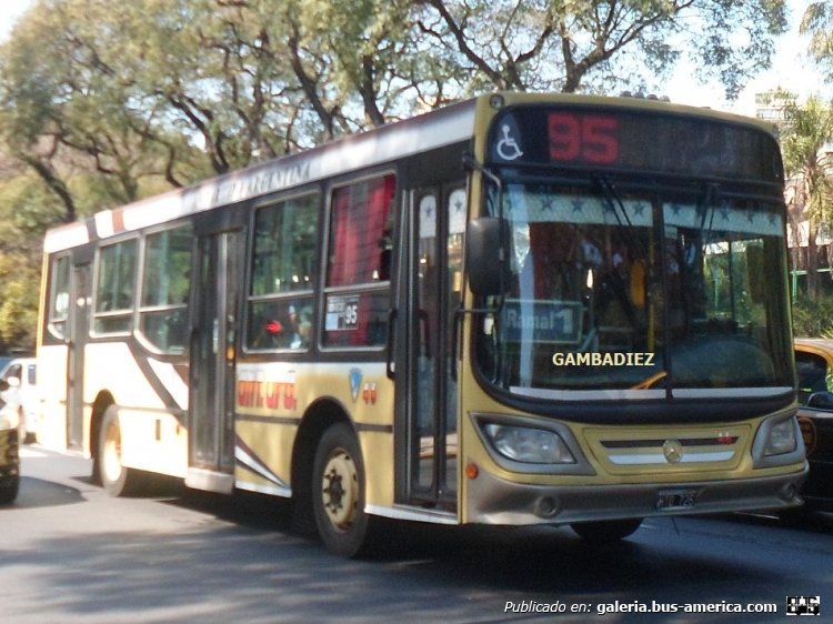 Mercedes-Benz OH 1315 L - Italbus - Antártida Argentina
HTO 726
Línea 95 - Interno 46

Foto: "Truku" Gambadiez
Colección: Charly Souto
Palabras clave: Antártida Argentina - Interno 46
