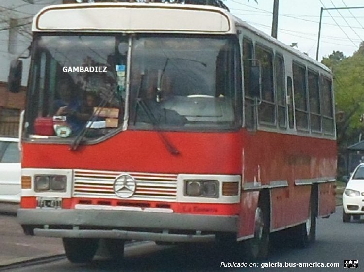 Mercedes-Benz OF 1214 - La Favorita - Transporte escolar
C 1524862 - TFL 411

Foto: "Truku" Gambadiez
Colección: Charly Souto
Palabras clave: Mercedes-Benz OF 1214 - La Favorita - Transporte escolar