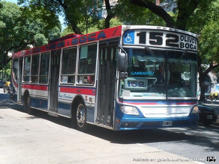 Mercedes-Benz O-500 U - Italbus - Tandilense
OBV 260
Línea 152 - Interno 21

Foto: "Truku" Gambadiez
Colección: Charly Souto
Palabras clave: Tandilense - Interno 21