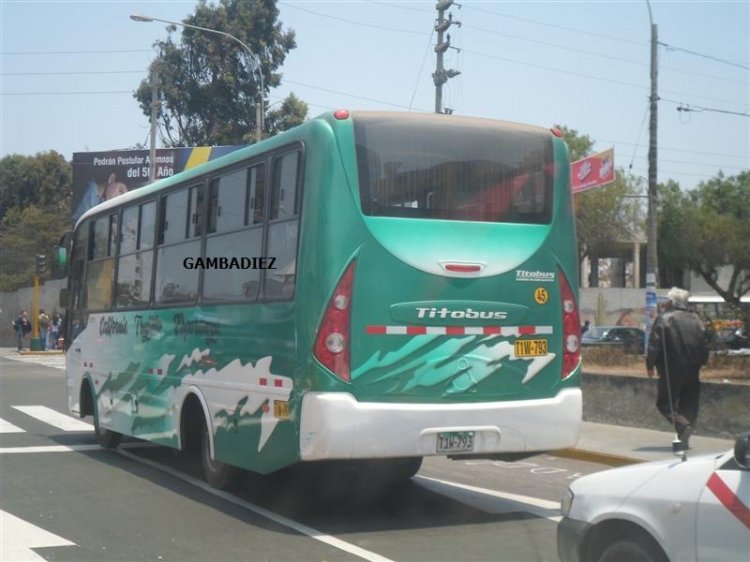 EMP. CALIFORNIA S.A. - 045
T1W-793
http://galeria.bus-america.com/displayimage.php?pid=28142

Foto: "Truku" Gambadiez
Colección: Charly Souto 
Palabras clave: EMP. CALIFORNIA S.A. - 045