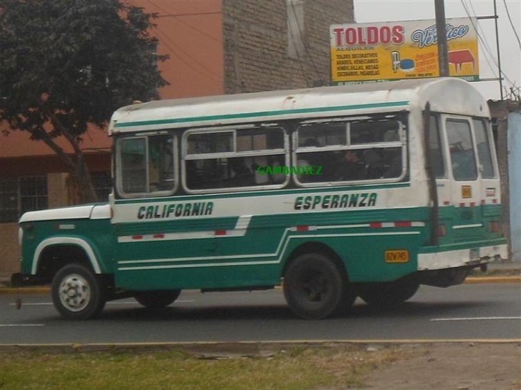 EMP. CALIFORNIA S.A. - 077
B2W-745
Foto: "Truku" Gambadiez
Colección: Charly Souto 
Palabras clave: EMP. CALIFORNIA S.A. - 077