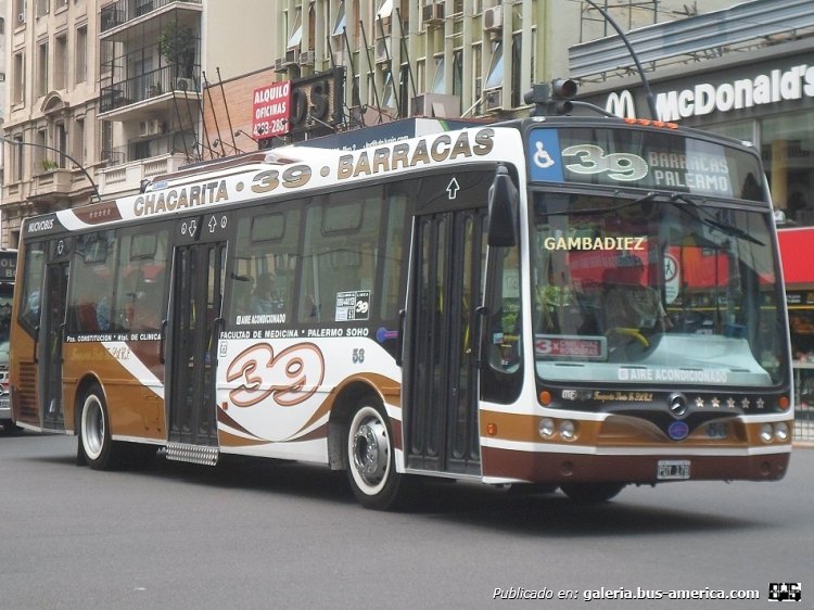 Mercedes-Benz OH 1718 L - Nuovobus - Santa Fé
POY 178
Línea 39 - Interno 53

Foto: "Truku" Gambadiez
Colección: Charly Souto
Palabras clave: Santa Fé - Interno 53