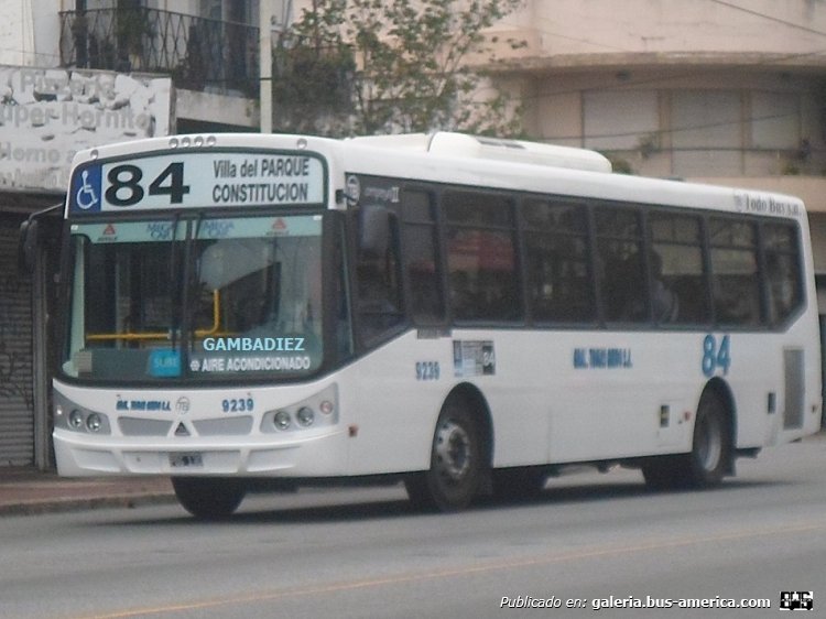 Agrale MT 15.0 LE - Todo Bus - General Tomás Guido
PQG 130
Línea 84 - Interno 9239

Foto: "Truku" Gambadiez
Colección: Charly Souto
Palabras clave: General Tomás Guido - Interno 9239