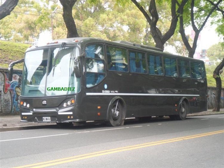 T.A.T.S.A. Puma D 12 M - Sudamericanas F 50 320 - Ejército Argentino 
JEN 929
EA 038624

Foto: "Truku" Gambadiez
Colección: Charly Souto
Palabras clave: Ejército Argentino - EA 038624