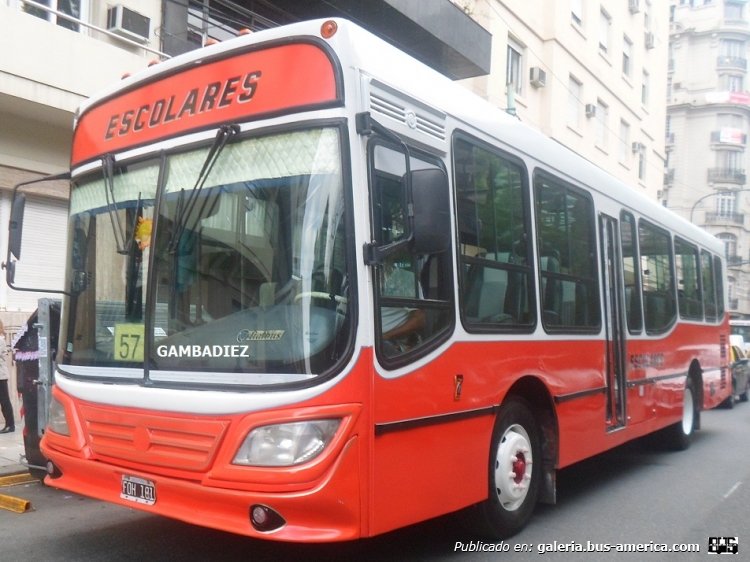 Mercedes-Benz OH 1315 L - Italbus - Transporte escolar
FOH 181

Foto: "Truku" Gambadiez
Colección: Charly Souto
Palabras clave: Mercedes-Benz OH 1315 L - Italbus - Transporte escolar