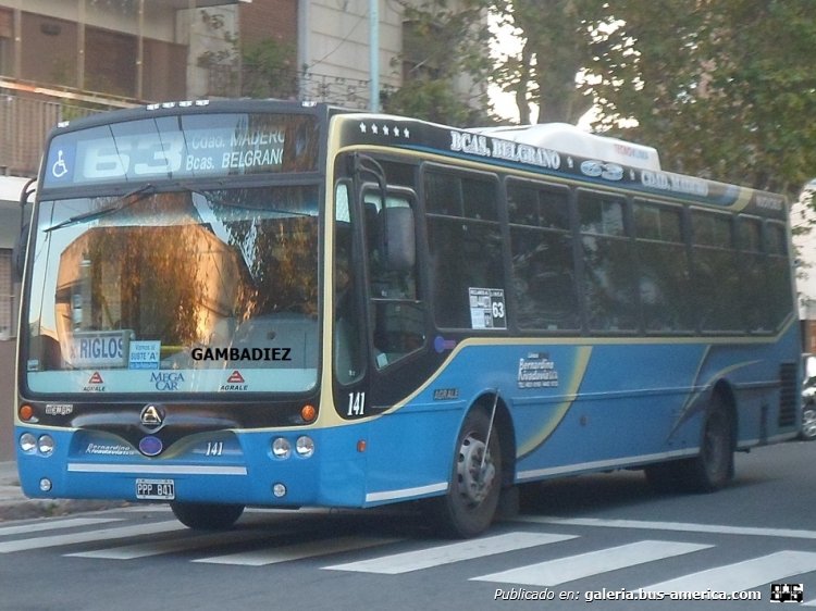 Agrale MT 15.0 LE - Nuovobus Menghi - Bernardino Rivadavia
PPP 841
http://galeria.bus-america.com/displayimage.php?pid=44265

Línea 63 (Buenos Aires) - Interno 141
Llegaron los Agrale a la B.R.

Foto: "Truku" Gambadiez
Colección: Charly Souto
Palabras clave: Bernardino Rivadavia - Interno 141