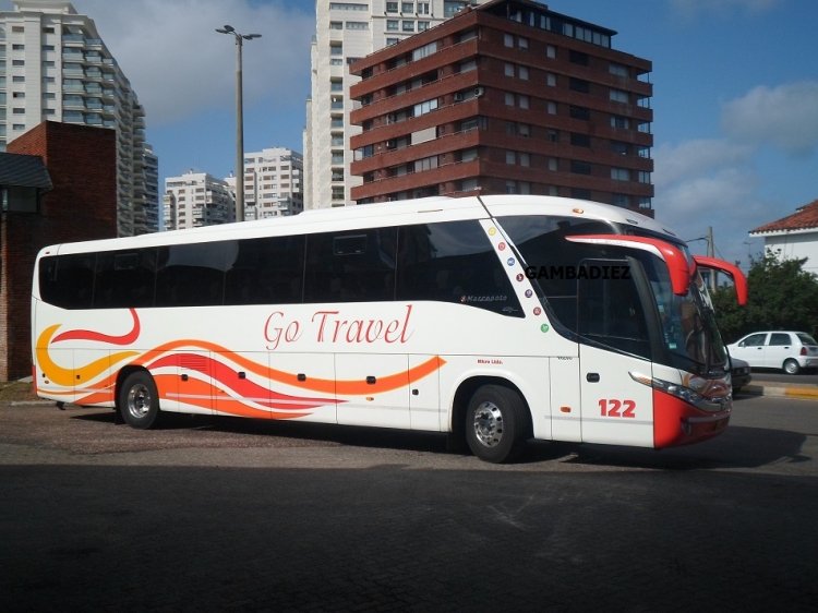 Volvo - Marcopolo Paradiso 1050 (en Uruguay) - GO TRAVEL - 122
B 9-099
Foto: "Truku" Gambadiez
 Colección: Charly Souto
Palabras clave: GO TRAVEL - 122