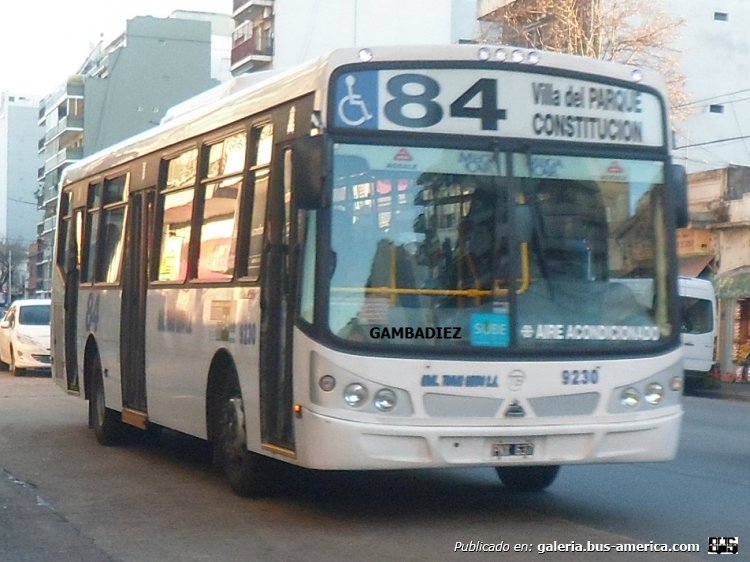 Agrale MT 15.0 LE - Todo Bus - General Tomás Guido
PNX 637
Línea 84 - Interno 9230

Foto: "Truku" Gambadiez
Colección: Charly Souto
Palabras clave: General Tomás Guido - Interno 9230