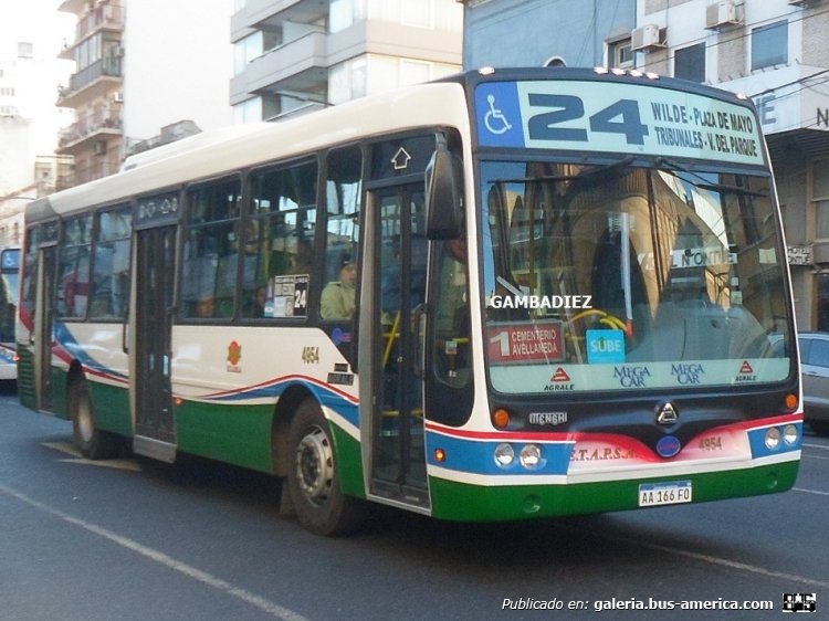 Agrale MT 17.0 LE - Nuovobus - E.T.A.P.S.A.
AA 166 FO
Línea 24 - Interno 4954

Foto: "Truku" Gambadiez
Colección: Charly Souto
