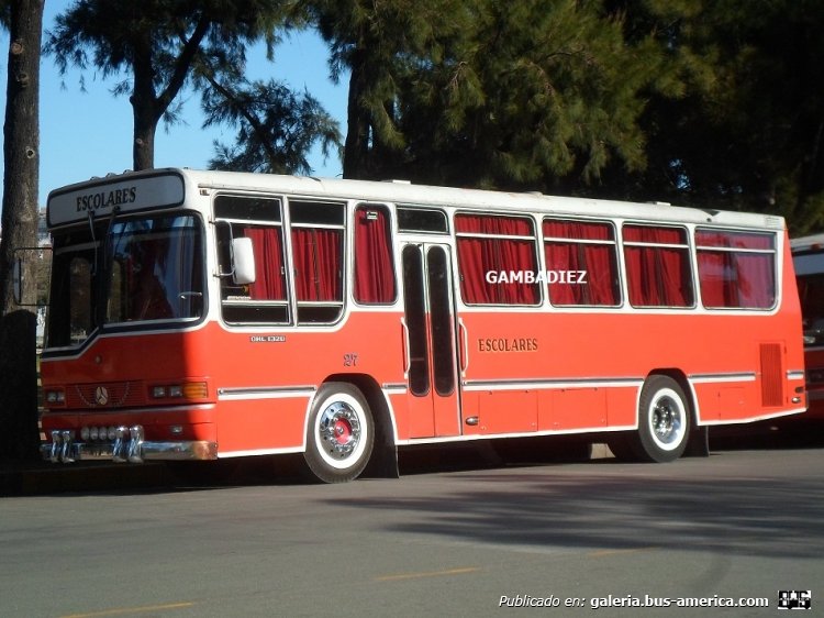 Mercedes-Benz OHL 1320 - Ei-Var - Transporte Escolar
BUA 860

Foto: "Truku" Gambadiez
Colección: Charly Souto

http://galeria.bus-america.com/displayimage.php?pid=10383
Palabras clave: Escolar - Ex 27 de la 34