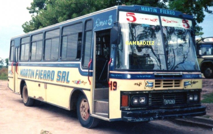 MARTIN FIERRO - 19
B.1870283 - UVO 811
http://galeria.bus-america.com/displayimage.php?pos=-7804
Fotografía : Osvaldo S. Abner
Colección de : César Gaitán
Palabras clave: MARTIN FIERRO - 19