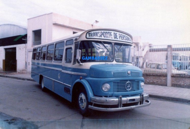 YPF - TRANSP. DE PERSONAL
http://galeria.bus-america.com/displayimage.php?pos=-14540
Foto: Carrocerías A.L.A. / Sr. Carlos
Colección: Charly Souto 
Palabras clave: YPF - TRANSP. DE PERSONAL