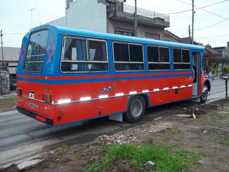 PARTICULAR
B.2084485 - WVY 156
http://galeria.bus-america.com/displayimage.php?pos=-17631
Foto: www.mercadolibre.com.ar
Palabras clave: PARTICULAR