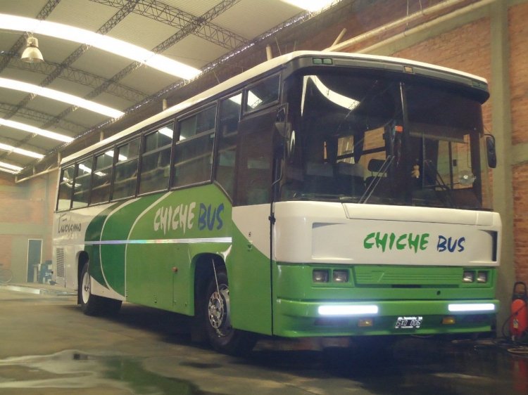CHICHE BUS
B.2700998 - SXQ 006
Foto extraída de: www.mercadolibre.com.ar 
Palabras clave: CHICHE BUS