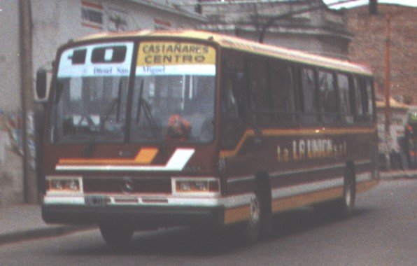 Mercedes-Benz OHL 1320 - Galicia - La Unión
Línea 10 - Interno 371
Viejo sistema de transporte de Salta
La línea 10 estaba a cargo de la empresa La Unión
Foto: Walter Paplos
Palabras clave: SALTA URBANOS