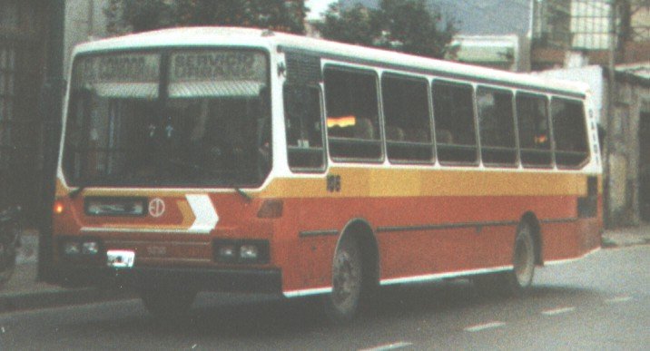 El Detalle OA 101 - El Detalle - El Cóndor
Línea 3 - Interno 106
Viejo sistema de transporte de la ciudad de Salta
El Cóndor, tenía a las lineas 3, 4 y 7 hoy son parte del Corredor 2
Foto: Walter Paplos
Palabras clave: EL CONDOR