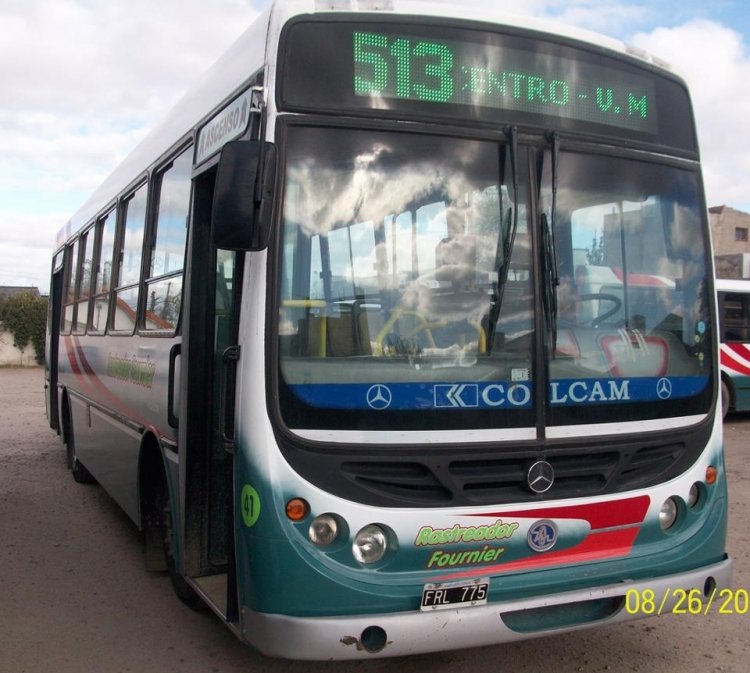 Interno 41 Empresa Rastreador Fournier
FRL 775

El coche que está manejando mi viejo actualmente !. El 41 de Fournier. Gracias a Marcelo por ir a la empresa y fotografiarlo.
Palabras clave: RastreadorFournier Interno41 513