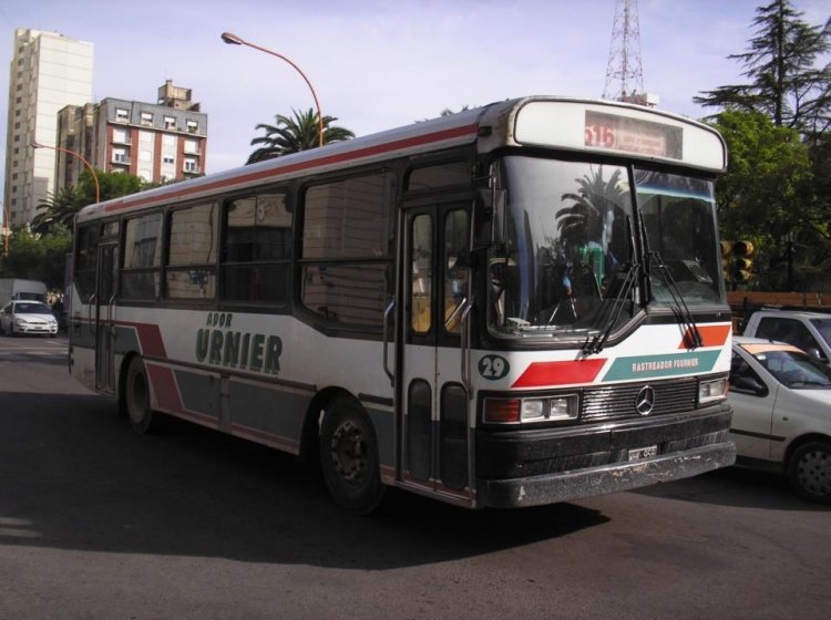 Interno 29 Empresa Rastreador Fournier
B.2227053 - WHK 958

http://galeria.bus-america.com/displayimage.php?pos=-21003

Foto de José Luis Harberton.
Palabras clave: RastreadorFournier Interno29 516