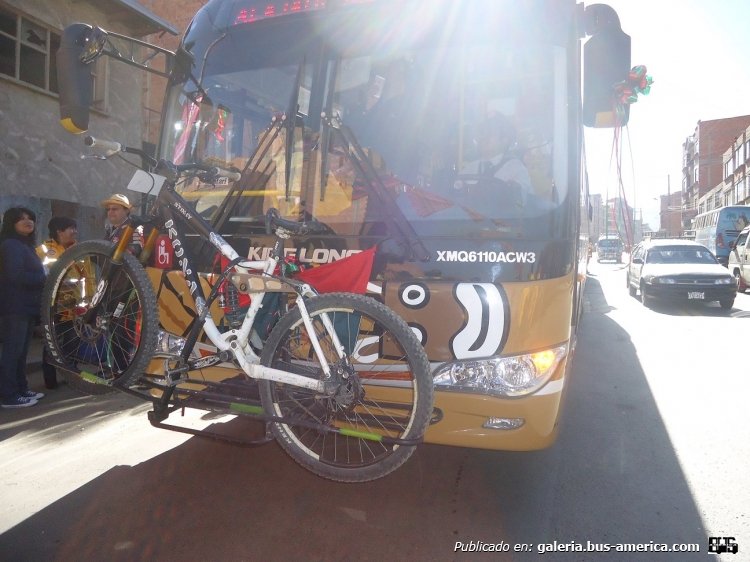 King Long XMQ 6110 (en Bolivia) - Puma Katari
BUS KING LONG 
