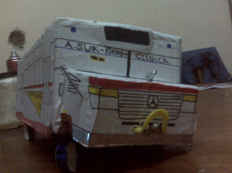 Mercedes-Benz L 814 D - Linea 15 - Maqueta
Palabras clave: MB