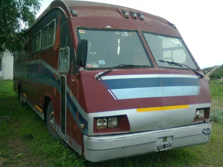 Timidamente en venta
S 592178 - TRI 593
http://galeria.bus-america.com/displayimage.php?pos=-21643
