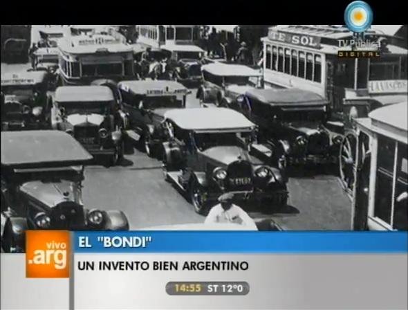 Foto de archivo. Imagen de un especial sobre la historia del colectivo en "Vivo en Argentina" de Canal 7
