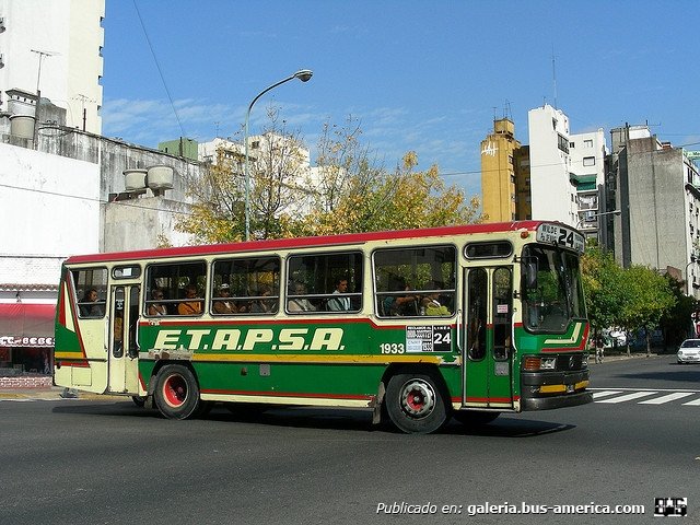 Mercedes-Benz OH 1315 - La Favorita - E.T.A.P.S.A.
Línea 24 - Interno 1933

Foto de SO CAL METRO(flickr)

