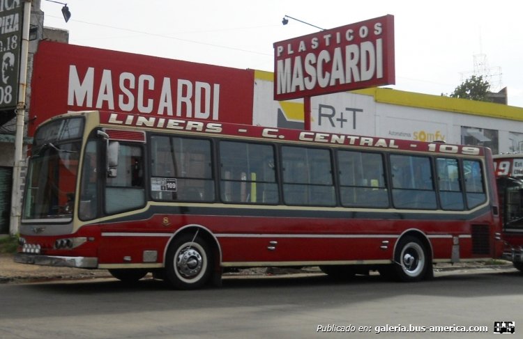 Mercedes-Benz OH 1618 L - Nuovobus - Nueve De Julio
Línea 109 - Interno 8
