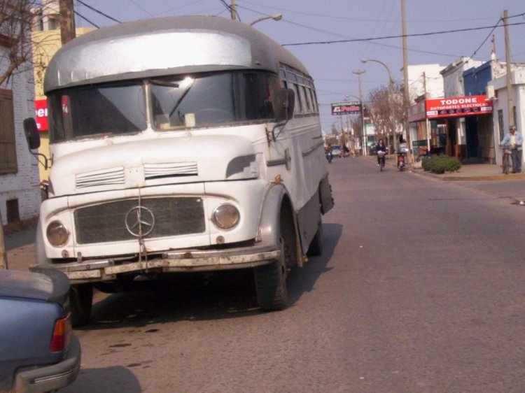 MERCEDES-BENZ 1114 PARTICULAR
