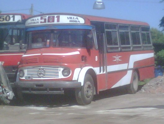 Mercedes-Benz LO 1114 - Pontevedra - Tratado Del Pilar
Y 040413 -  TUI 720
Línea 501 - Interno 8
RODY39
