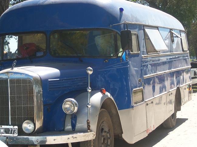 RODY39-WML773
MOTORHOME CON CERRAMIENTO PARCIAL DE VENTANILLAS
