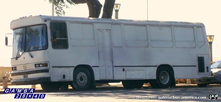 Mercedes-Benz OH 1315 - Ottaviano - Particular
Ex escolar, ex ¿?

Colección: Gamba 28x40
Palabras clave: Gamba / esc