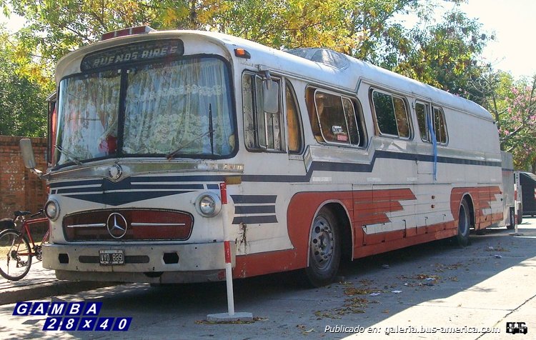 Mercedes-Benz O-317 - D.I.C. - Particular 
C 183431 - VYO 889
Ex T.A. Chevallier

Colección: Gamba 28x40

http://galeria.bus-america.com/displayimage.php?pid=17522
http://galeria.bus-america.com/displayimage.php?pid=17523
Palabras clave: Gamba / Larga