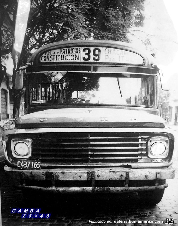 Ford (F.M.A.) - El Indio - Santa Fe
C 437165
Línea 39

Colección: Gamba 28x40
Palabras clave: Gamba / 39