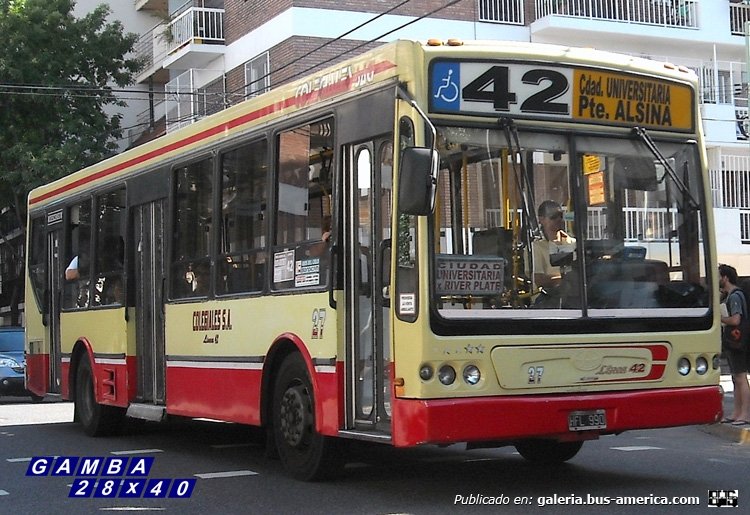 T.A.T.S.A. - Puma D 12 - Colegiales
HFL 990
Línea 42 - Interno 27

Colección: Gamba 28x40
Palabras clave: Gamba / 42