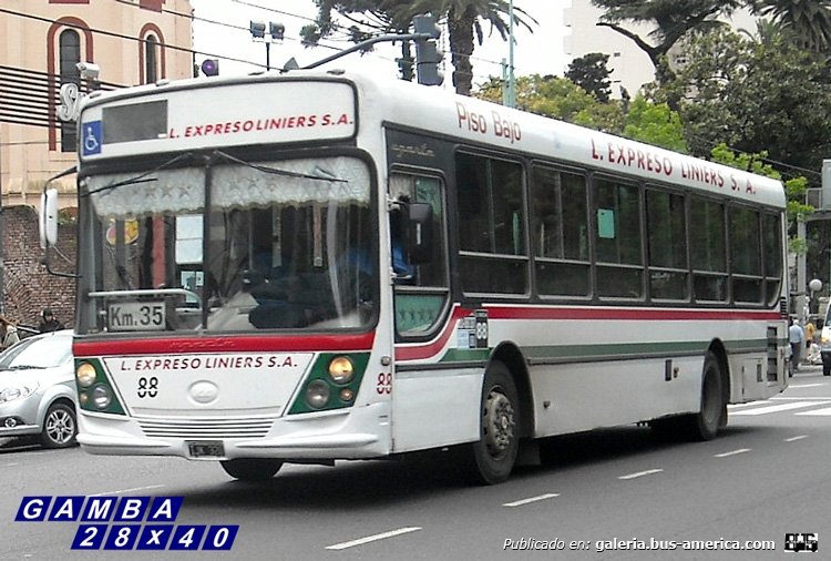 Mercedes-Benz O-500 U - Ugarte Europeo - L.E. Liniers
IJK 320

Línea 88 (Buenos Aires) - Interno 88
Ex línea 152 (Buenos Aires) - Interno 94

Colección: Gamba 28x40
Palabras clave: Gamba / 88