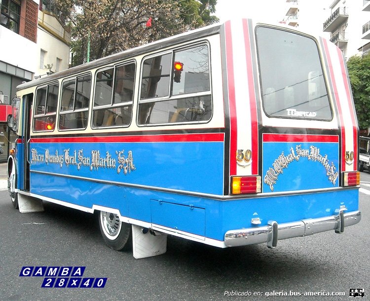 Mercedes-Benz LO 1114 - San Juan - M.O.G.S.M.
C 1283029 - URF 075
Línea 707 - Interno 50

Colección: Gamba 28x40

http://galeria.bus-america.com/displayimage.php?pid=41030
Palabras clave: Gamba / 707