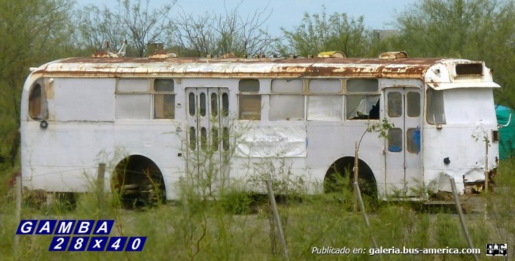 Nissan - Tokyu Car (en Argentina) 
Lo que queda de éste noble trolebús que prestara servicios en la ciudad de Mendoza

Colección: Gamba 28x40
Palabras clave: Gamba / Trole