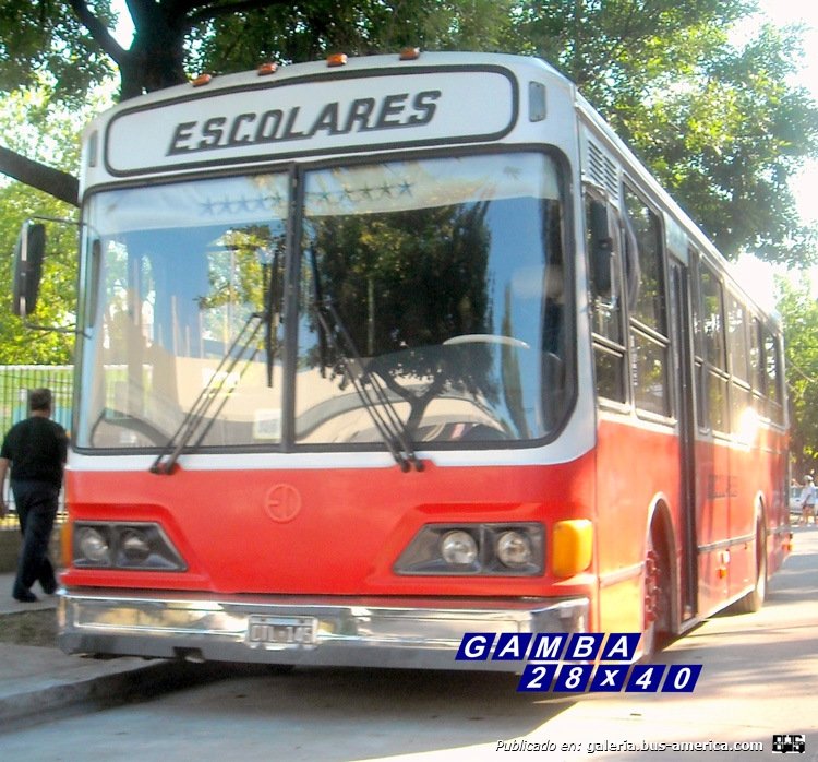 El Detalle OA 101 - El Detalle - Escolar
CTL 145
Ex Colegiales 
Línea 42 - Interno 17

Fotografía: Gamba 28x40
Palabras clave: Gamba / esc