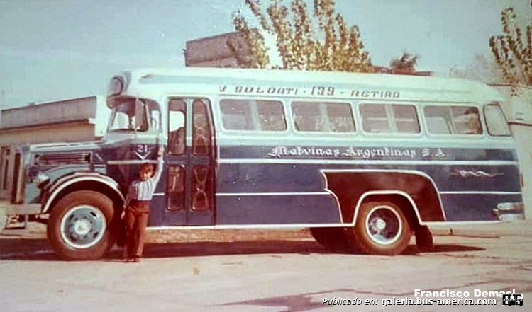 Mercedes-Benz L 312 - Colón - Malvinas Argentinas S.A.
Línea 139 (Buenos Aires - desaparecida) - Interno 21

Fotografía: Francisco Demasi
Palabras clave: Gamba / 139