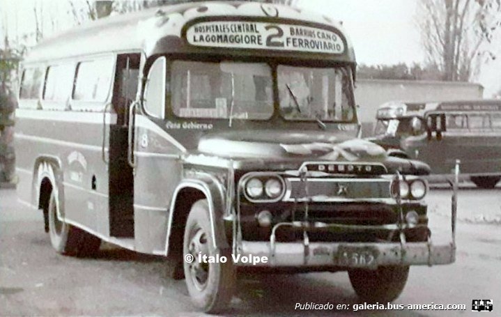 DeSoto D 400 (Chrysler) - Línea 2
Línea 2 (Mendoza) - Interno 8

Fotografía: Ítalo Volpe
Palabras clave: Gamba / mza