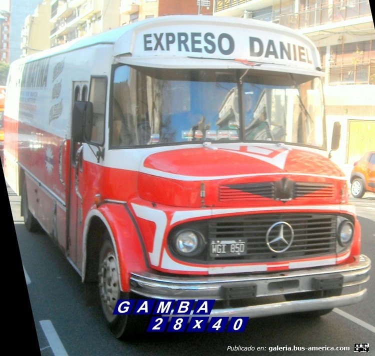 Mercedes-Benz LO 1114 - El Indio Campeón - Expreso Daniel
B 2181508 - WGI 850

Fotografía: Gamba 28x40
Palabras clave: Gamba / 1114