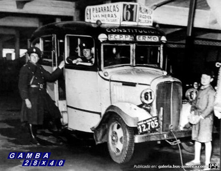 Chevrolet (G.M.C.) - Gonella y Puletti - Línea 61
12.705
Ciudad de Buenos Aires
Línea 61

Fotografía: Autor desconocido
Colección: Antigüedades Giles
Palabras clave: Gamba / 61