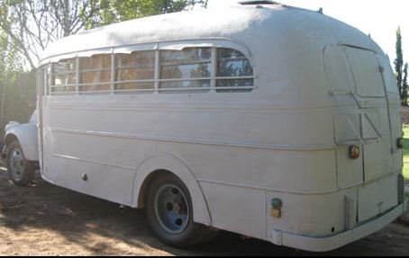 Chevrolet (G.M.C.) - El Cóndor
http://galeria.bus-america.com/displayimage.php?pos=-17731

Aún lo podemos tener
Palabras clave: Gamba 28x40 / chivo 46