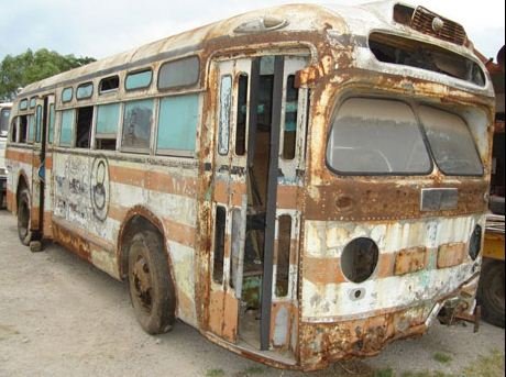 G.M.C. TDH 3207 (en Argentina) - ex C.T.B.A.
http://galeria.bus-america.com/displayimage.php?pos=-18385
En venta para restaurar
Esta en www.ArCar.org
Palabras clave: Gamba / corto