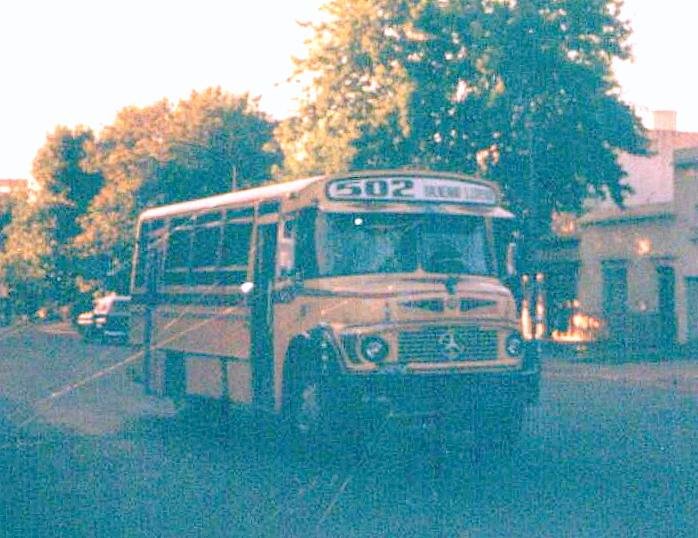 Mercedes-Benz LO 1114 - Bi-Met - T. La Unión
Línea 502 - Interno 8

Fotografía: Osvaldo Abner
Gestión: Pablo Olguín
Palabras clave: Gamba / 502