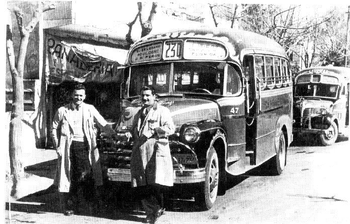 Chevrolet - La Estrella - La Primera de Munro
Línea 230 - Interno 47

Foto: Autor desconocido
Colección: Jorge De Martino
Archivo: Osvaldo Abner
Palabras clave: Gamba / 230