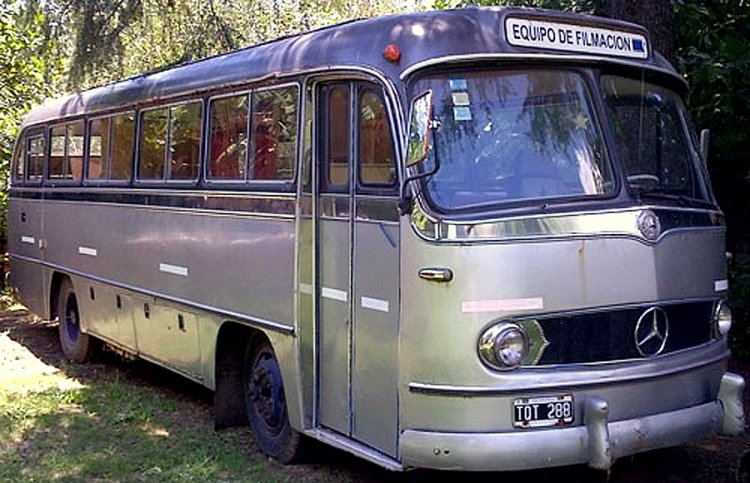 Mercedes-Benz O-321 H (en Argentina) - Particular
C 1316160 - TQT 288
Esta en venta

Fotografía extraída de www.arcar.org
Palabras clave: Gamba / 321